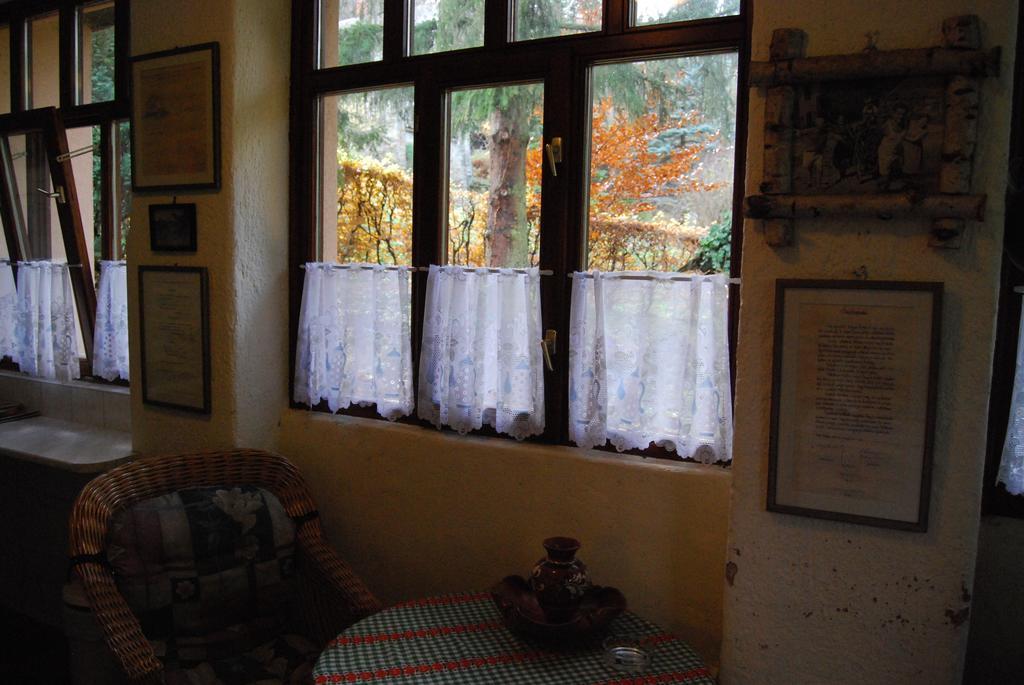 Boroka Apartmanhazak - Oereghaz Velem Oda fotoğraf